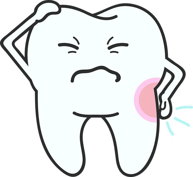 Jak zmírnit citlivost zubů po bělení?